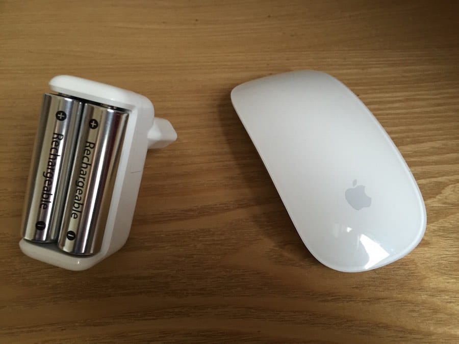 Chargeur Apple + magi mouse