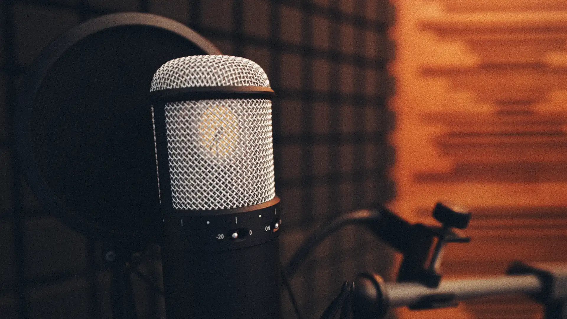glossaires de smicrophones, définitions, courbes de réponses et cas d'usages