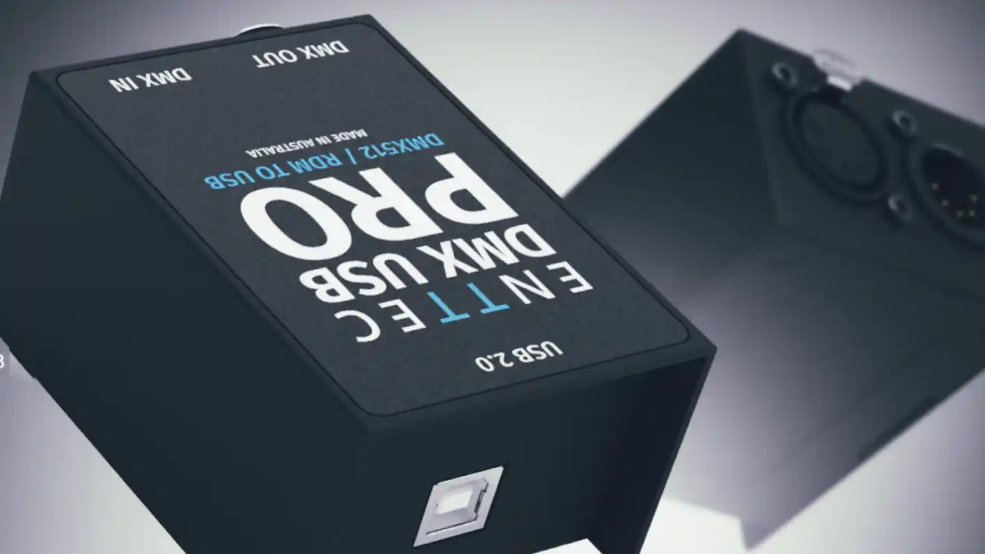 Automatisation d'un jeu d'éclairages via Lightkey et une interface USB-DMX Pro