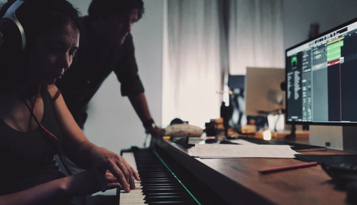 Harmonisation de gammes et improvisation mélodique en studio