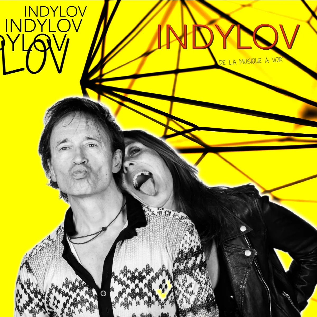 Pochette de l'album 5 titres d'Indylov : Phil et Vy sur fond jaune